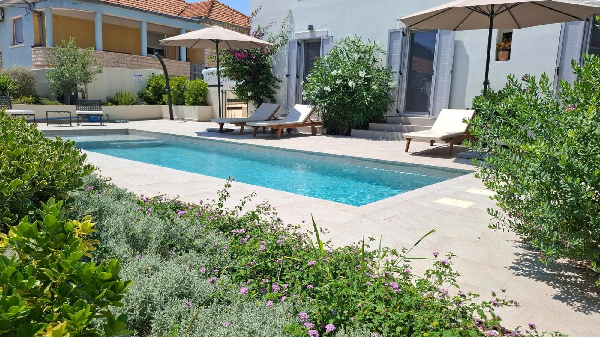 Villa Mira With A Heated Pool And A Sea View Božava Exterior foto